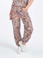 Simply Southern Camo Jogger Pant