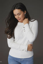 Alexis Super Soft Top w/ Snap Cuff | White