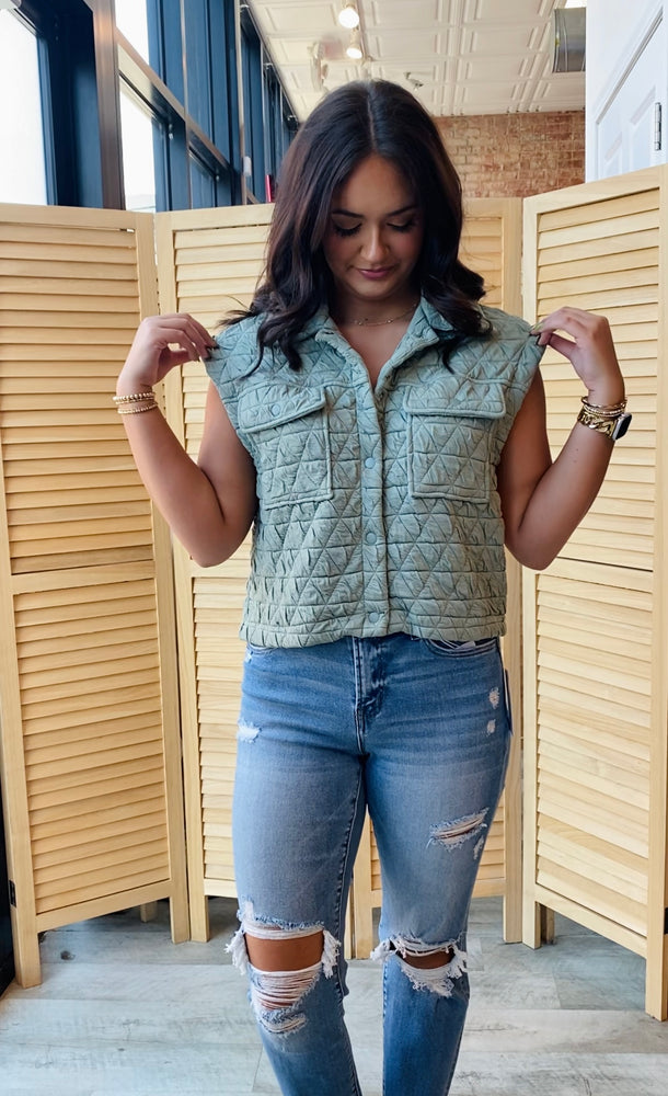 The Quinn Quilted Vest | Light Olive