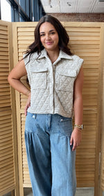 The Quinn Quilted Vest | Oatmeal
