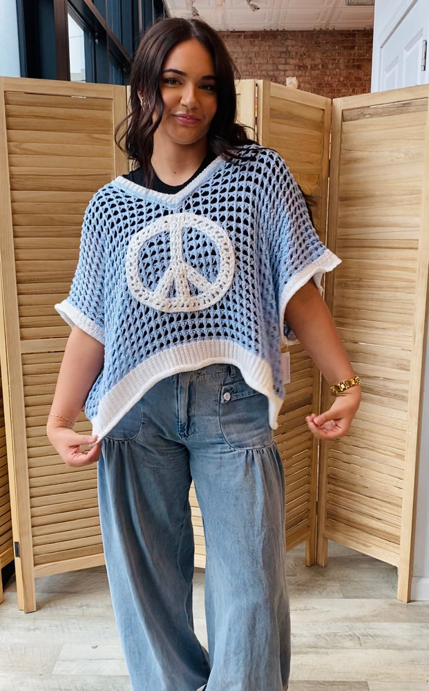 Peace Out Short Sleeve Sweater | Sky Blue/Ivory