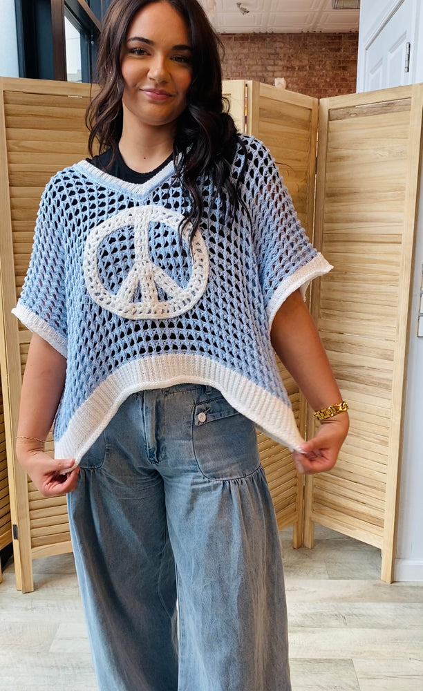 Peace Out Short Sleeve Sweater | Sky Blue/Ivory