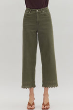 Charming Details Pants | Olive